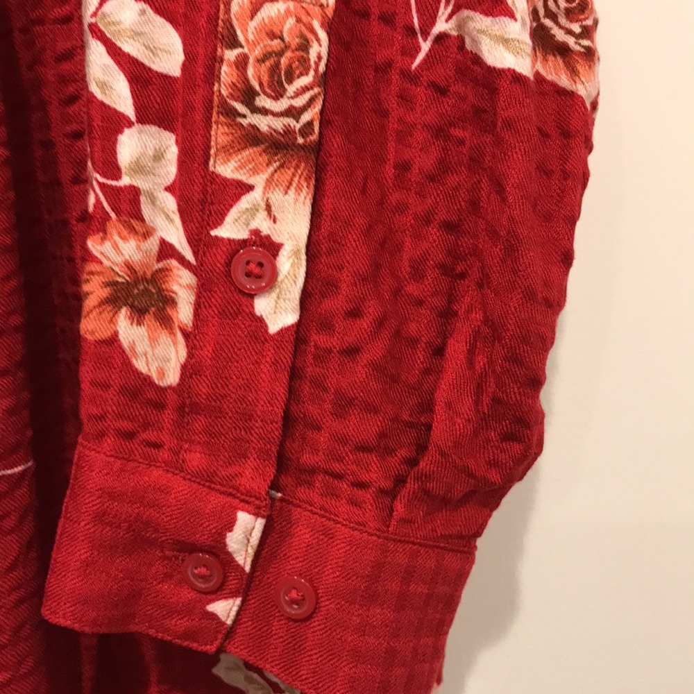Torrid Red Floral Tunic - Picture 3 of 8